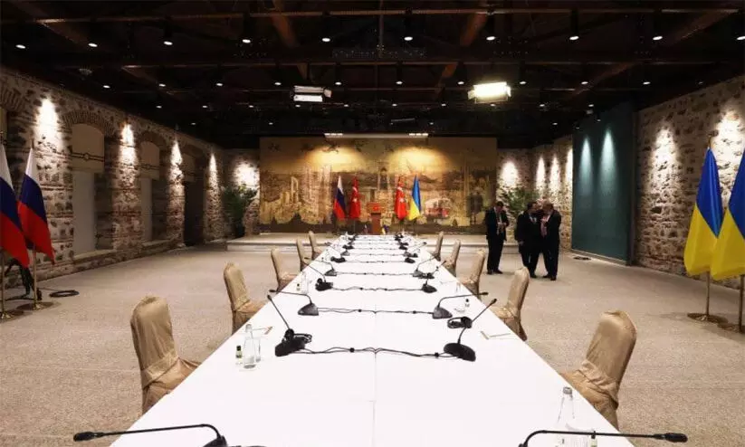 റഷ്യ-യുക്രെയ്ൻ സമാധാന ചർച്ച തുർക്കിയിൽ ആരംഭിച്ചു