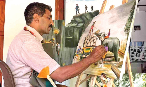 വിരമിക്കലിൽ വേറിട്ട കൈയൊപ്പുമായി ലത്തീഫ് മാഷ്