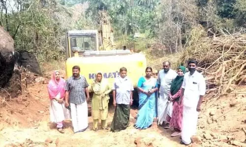 ക്വാറി പ്രവർത്തിപ്പിക്കാനുള്ള നീക്കം പ്രസിഡന്റിന്റെ നേതൃത്വത്തിൽ തടഞ്ഞു