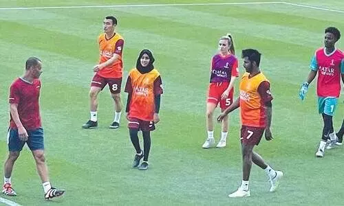 പന്തിലെ മായാജാലക്കാരുടെ സംഗമം പന്തിലെ മായാജാലക്കാരുടെ സംഗമം