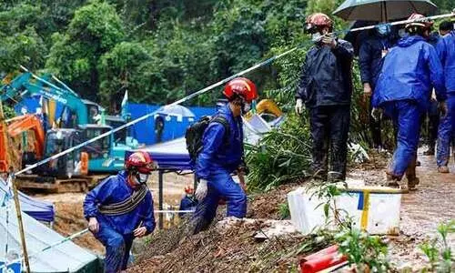 ചൈ​നീ​സ് വി​മാ​ന​ത്തി​ന്റെ കൂ​ടു​ത​ൽ അ​വ​ശി​ഷ്ട​ങ്ങ​ൾ ക​ണ്ടെ​ത്തി