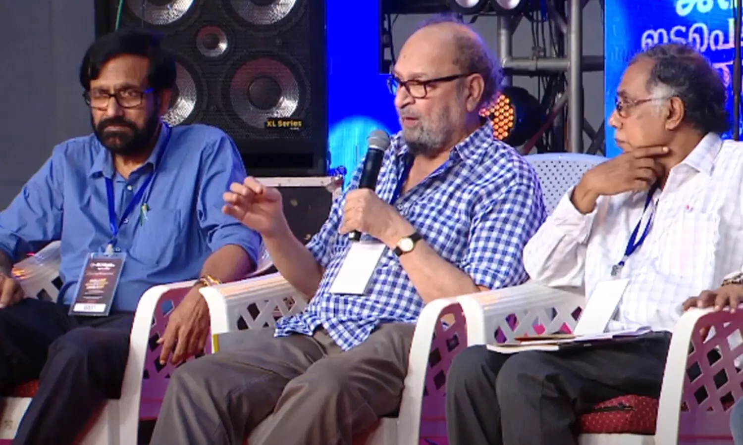 എഴുത്തുകാരനാകണമെങ്കിൽ നിലപാടുകൾ വേണം, ഇല്ലെങ്കിൽ എഴുത്തുപണിക്കാരനാകും