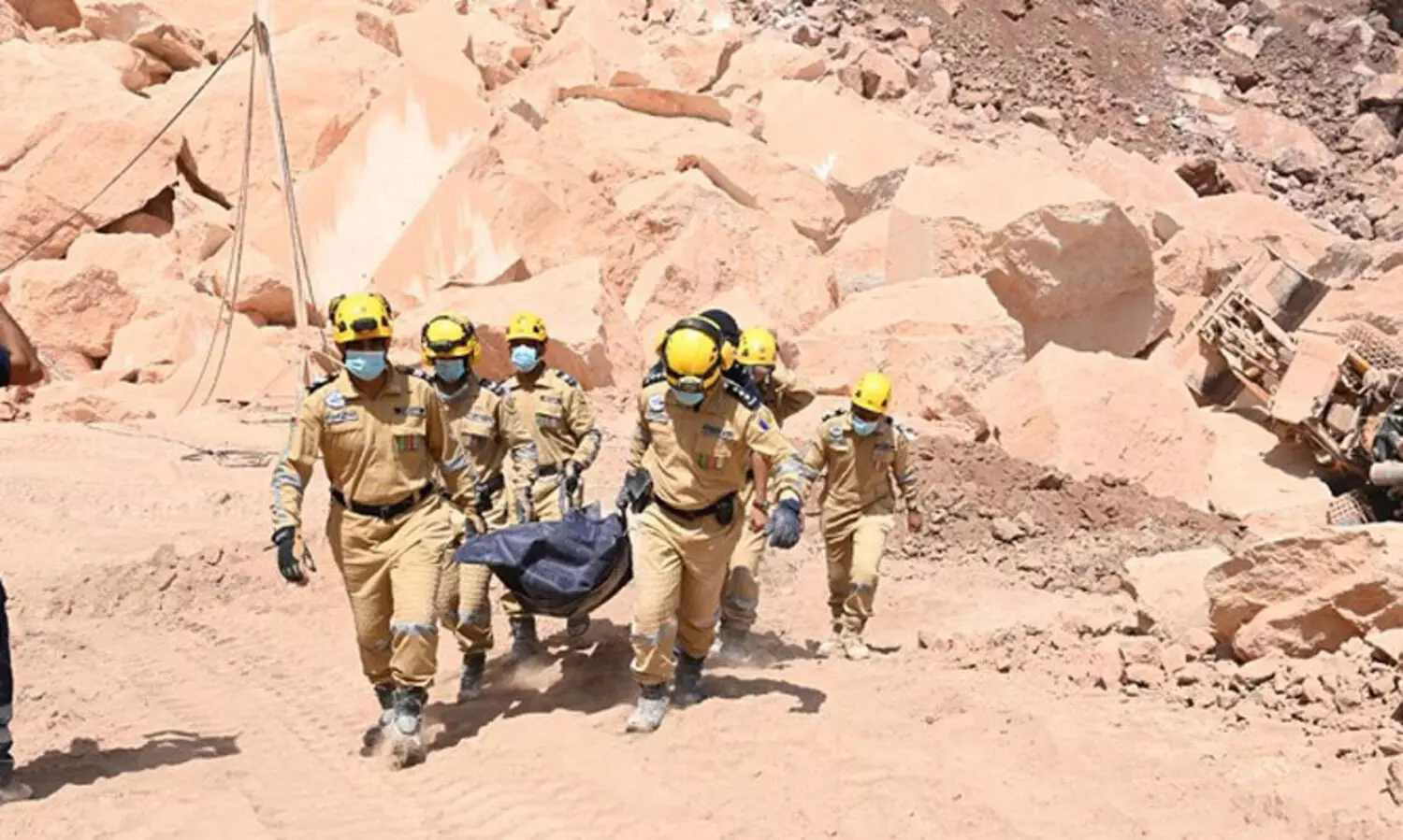 ഇബ്രി ക്വാറി അപകടം: മരണം പത്തായി