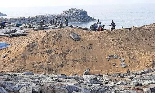 Pulimuttu production: Lots of complaints in Iravipuram