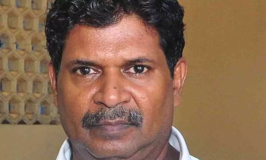 കാറിടിച്ച് ഭിന്നശേഷിക്കാരനായ മധ്യവയസ്കന് ദാരുണാന്ത്യം കാറിടിച്ച് ഭിന്നശേഷിക്കാരനായ മധ്യവയസ്കന് ദാരുണാന്ത്യം