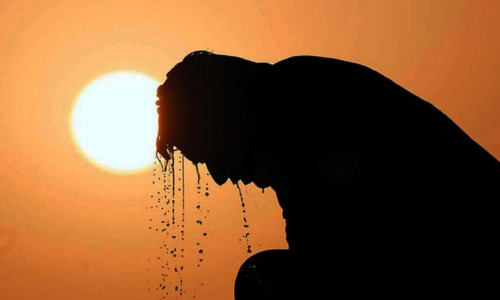 ഈ ഏപ്രിൽ ഏറ്റവും ചൂടൻ