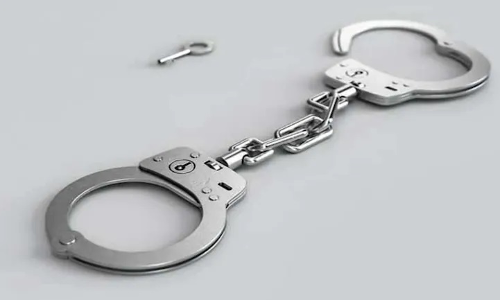 യുവതിയും മകളും ഭർത്താവിനെ കഴുത്തറുത്ത് കൊലപ്പെടുത്തി