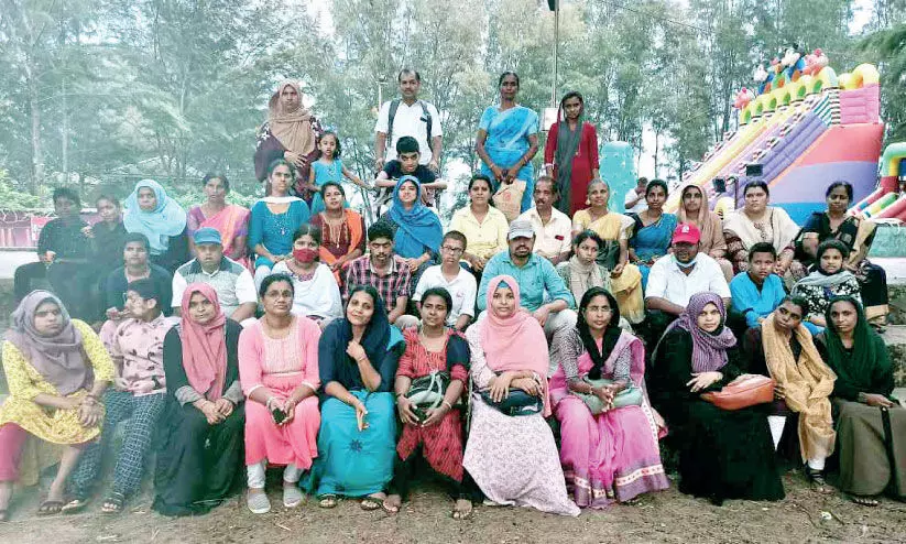 Panchayat organizes love drive for Buds school students Panchayat organizes love drive for Buds school students