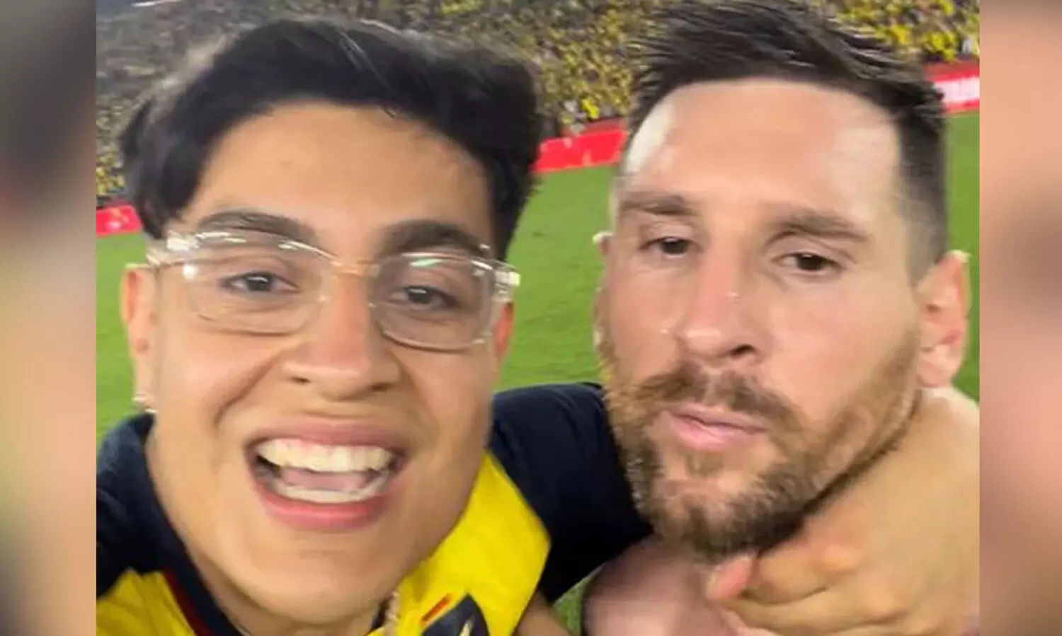 കഴുത്തിന് പിടിച്ച് ആരാധകന്റെ സെൽഫി ശ്രമം; കലിപ്പ് ലുക്കിൽ മെസ്സി