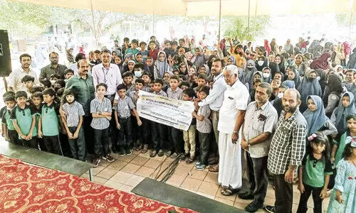 രോഗികൾക്ക്‌ കാരുണ്യവുമായി കോട്ടക്കൽ ഗോൾഡൻ സെൻട്രൽ സ്കൂൾ വിദ്യാർഥികൾ