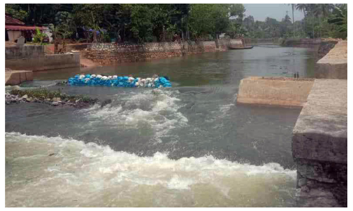 അശാസ്ത്രീയ നിർമാണം; തൊട്ടിയൂർ പള്ളിക്കലാറ്റിലെ തടയണ പൊളിച്ചുനീക്കിയില്ല അശാസ്ത്രീയ നിർമാണം; തൊട്ടിയൂർ പള്ളിക്കലാറ്റിലെ തടയണ പൊളിച്ചുനീക്കിയില്ല