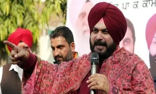 പഞ്ചാബിലെ ക്രമസമാധാന തകർച്ച; ആപിനെതിരെ സിദ്ദു