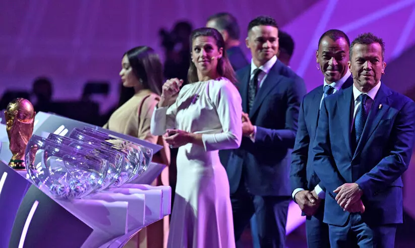 ചിത്രം തെളിഞ്ഞു; ഇനി കളത്തിൽ കാണാം