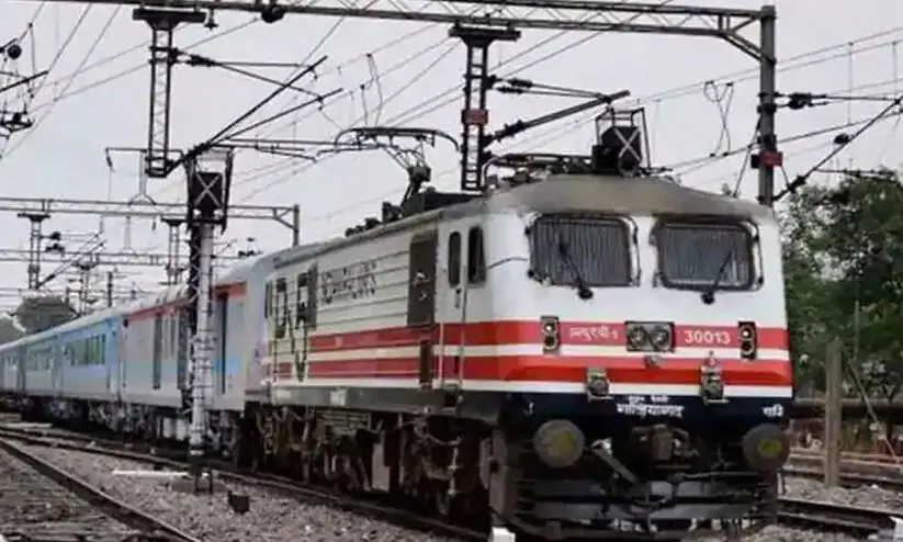 11 ട്രെയിനുകളുടെ സമയക്രമത്തിൽ മാറ്റം 11 ട്രെയിനുകളുടെ സമയക്രമത്തിൽ മാറ്റം