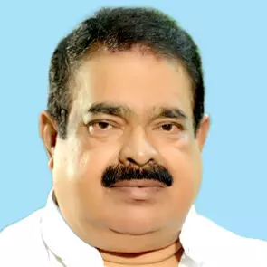 തൃ​ശൂ​ർ കോ​ർ​പ​റേ​ഷ​ൻ മു​ൻ ഡെ​പ്യൂ​ട്ടി മേ​യ​ർ സൂ​ര്യ​പ്ര​കാ​ശ് ക​ണി​മം​ഗ​ലം