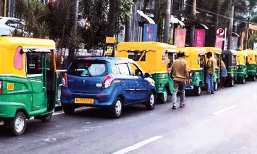 താങ്ങില്ല ഈ ജീവിതച്ചെലവ്; ഇനിയെന്തു ചെയ്യും?