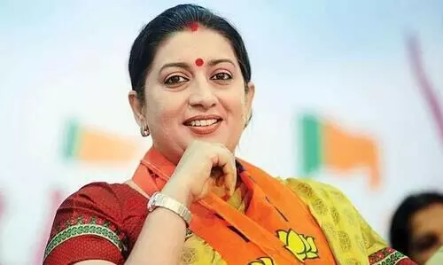 സ്മൃതി ഇറാനിയുടെ ലേഡി മെമ്പർ പരാമർശത്തിനെതിരെ പാർലമെന്റിൽ തർക്കം