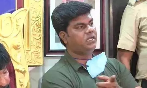 ആര്യൻ ഖാന് അനുകൂലമായി സാക്ഷി പറഞ്ഞയാൾ മരിച്ചു