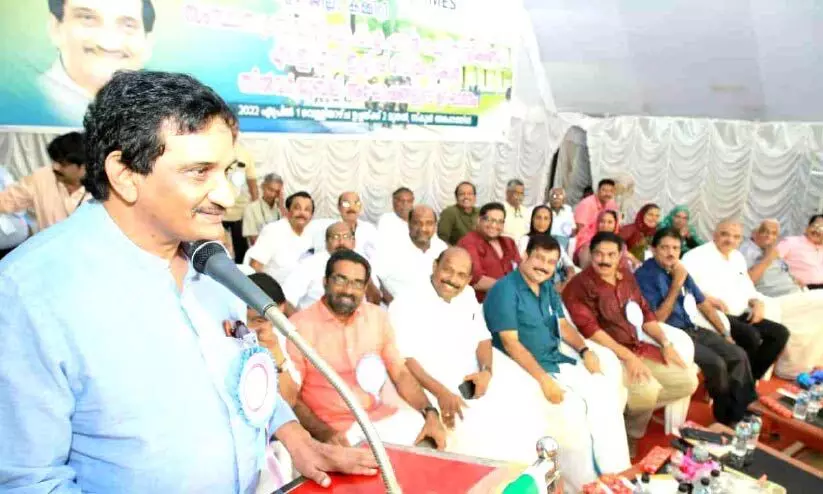 യുക്രെയ്നിൽ പഠനം മുടങ്ങിയവർക്ക് തുടർപഠനം ഒരുക്കാം -ഡോ. ഫസൽ ഗഫൂർ യുക്രെയ്നിൽ പഠനം മുടങ്ങിയവർക്ക് തുടർപഠനം ഒരുക്കാം -ഡോ. ഫസൽ ഗഫൂർ