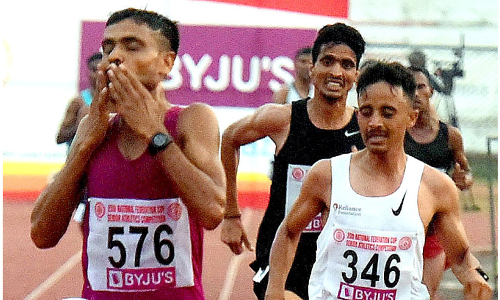 ഫെഡറേഷൻ കപ്പിന് തുടക്കം; കാർത്തികിനും സഞ്ജീവനിക്കും റോസിക്കും സ്വർണം