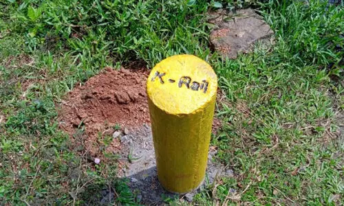 കെ റെയിൽ: സാമൂഹികാഘാത പഠനം വൈകും; സമയം നീട്ടി നൽകണമെന്ന് സർവേ ഏജൻസികൾ