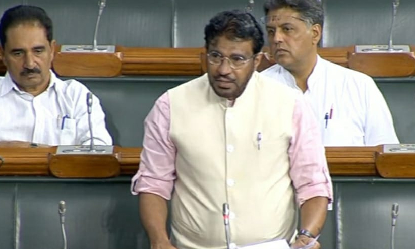 ഇന്ധന വിലവർധനക്ക് അടിയന്തര പരിഹാരം വേണം, പ്രശ്നം ലോക്സഭ ചർച്ച ചെയ്യണം -സമദാനി