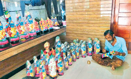 sculptures of Krishna