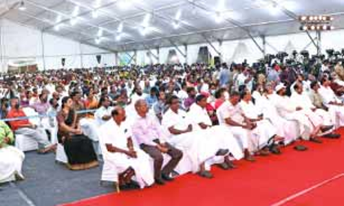 ഉത്സവാന്തരീക്ഷത്തിൽ സർക്കാർ വാർഷികാഘോഷം