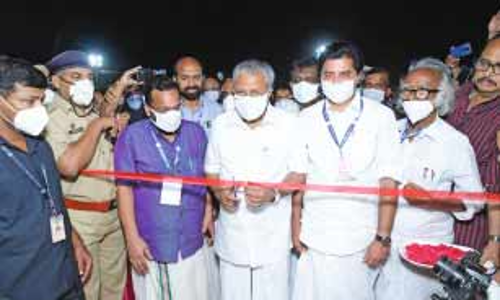 സർക്കാർ വാർഷികം: വികസനം കാണാൻ സിൽവർ ലൈനിൽ കയറണം