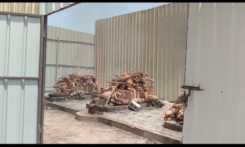 ആശ്വാസം, ഇവിടെ ചിതയുടെ പുകച്ചുരുൾ ഉയരുന്നില്ല