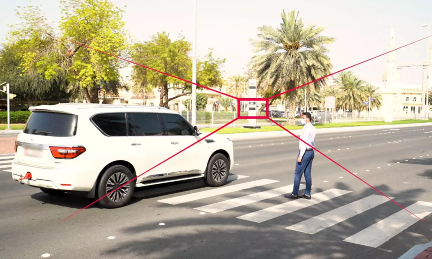 ആദ്യം കാൽനടക്കാർ പോകട്ടെ; അല്ലെങ്കിൽ ഹാദിർ പിടികൂടും