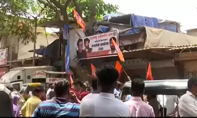 ബാങ്കുവിളിച്ചാൽ ഹനുമാൻ ചാലിസ ചൊല്ലാൻ ഉച്ചഭാഷിണി വാങ്ങി നൽകുമെന്ന് ബി.ജെ.പി നേതാവ്