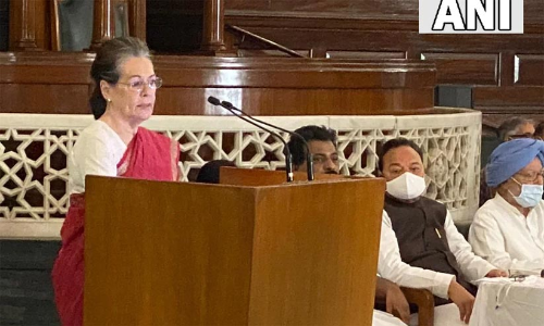 തുടർച്ചയായ തെരഞ്ഞെടുപ്പ് തോൽവികൾ ഞെട്ടിച്ചുവെന്ന് സോണിയ; കോൺഗ്രസിന്‍റെ പുനരുജ്ജീവനം ജനാധിപത്യത്തിന്‍റെ അനിവാര്യത