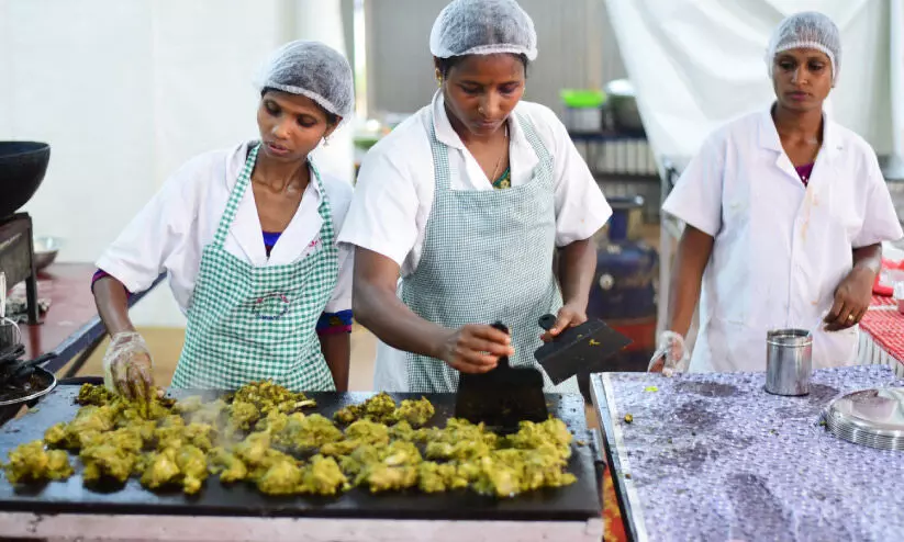 കണ്ണൂരിലേക്ക് കാടിറങ്ങി വനസുന്ദരി