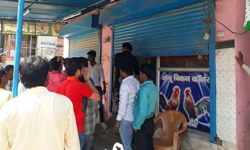 നവരാത്രി ആഘോഷം; നടപടി ഭയന്ന് ഡൽഹിയിൽ ഇറച്ചിക്കടകൾ അടച്ചു