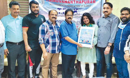 ട്രാ​ക്ക്​ ഫ്ല​യ​ർ പ്ര​കാ​ശ​നം​ ചെ​യ്​​തു