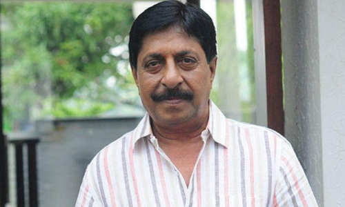 നടൻ ശ്രീനിവാസനെ വെന്റിലേറ്ററിൽ നിന്ന് മാറ്റി