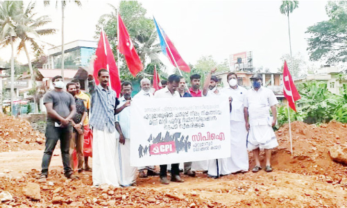 ചതുപ്പുനിലം നികത്തൽ: സി.പി.ഐ സമരത്തിലേക്ക്
