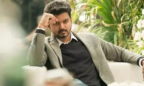 രാഷ്ട്രീയക്കാരെ സമൂഹമാധ്യമങ്ങളിൽ ട്രോളരുത് -ഫാൻസിനോട് അഭ്യർഥനയുമായി വിജയ്