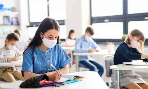 അബൂദബിയിലെ വിദ്യാർഥികൾ നിർബന്ധമായും ക്ലാസിലെത്തണം