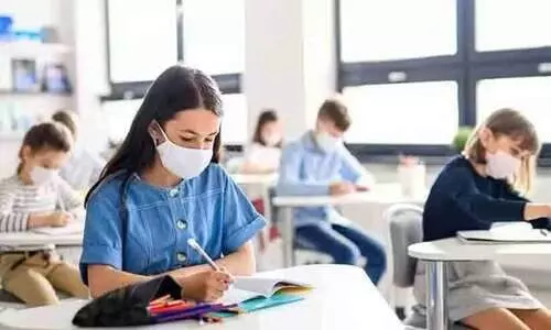 അബൂദബിയിലെ വിദ്യാർഥികൾ നിർബന്ധമായും ക്ലാസിലെത്തണം