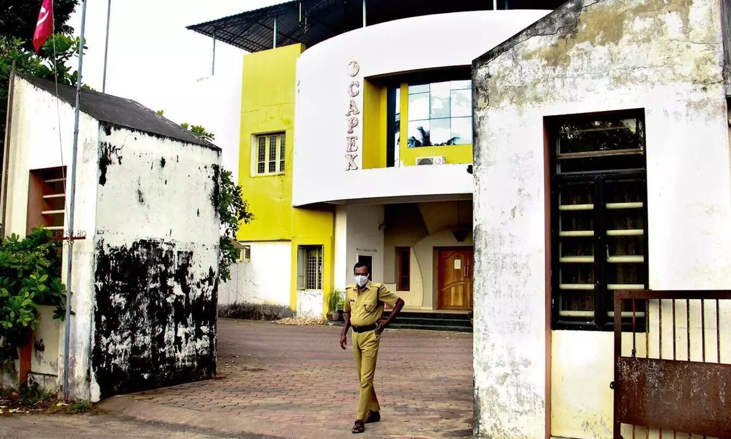 ഇത് കൊള്ളയാണ് സാർ; കാപെക്സിലെ അഴിമതികളെയും കെടുകാര്യസ്ഥതകളെയും  മാധ്യമം ലേഖകൻ തുറന്നുകാണിക്കുന്നു-Exclusive