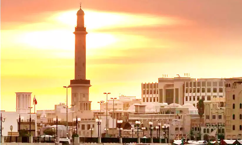 ബർദുബൈ ഗ്രാൻഡ് മോസ്ക്; പ്രവാസികളുടെ നൊസ്റ്റാൾജിയ ബർദുബൈ ഗ്രാൻഡ് മോസ്ക്; പ്രവാസികളുടെ നൊസ്റ്റാൾജിയ