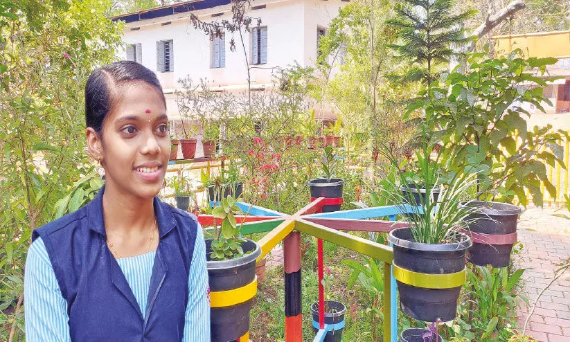 ജുദ് ജുദ് ജുഹ്ദക്ക ഫിന്നമ ഹബ്ബാ...