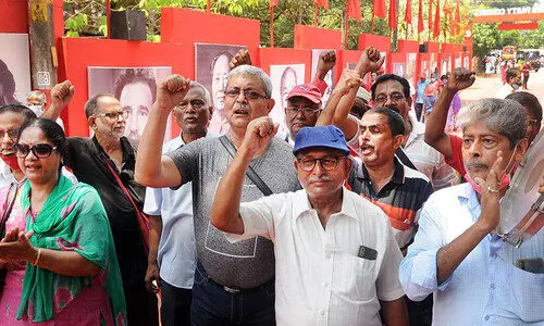 അമ്രകോർബോ ജോയ്...