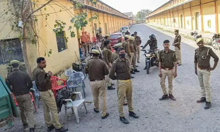 രാജസ്ഥാനിലെ കലാപബാധിതമായ കരൗലിയിൽ കർഫ്യൂ ഏപ്രിൽ 10 വരെ നീട്ടി