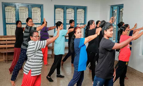 വ്യായാമത്തിന് സുംബ ഡാൻസ്; അംഗൻവാടികൾ ഫിറ്റ്നസ്‌ കേന്ദ്രങ്ങൾ