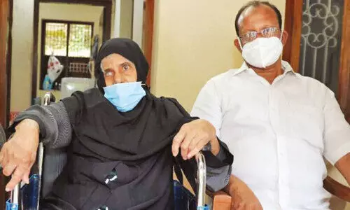 മ​ക്ക​ള്‍ക്കാ​യി  തീ​ര്‍ത്തൊ​രു ഉ​മ്മ ജീ​വി​തം