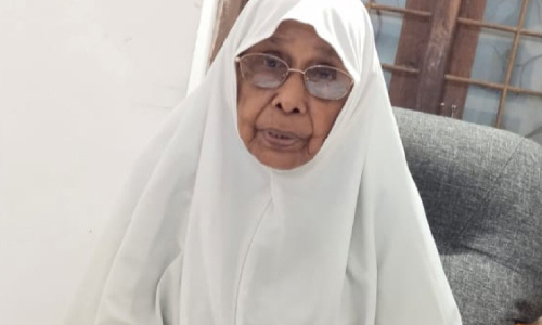 അത്താഴവിളിയിൽ ഉണർന്ന ഗ്രാമം