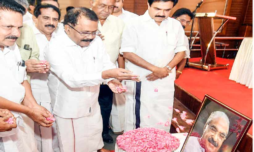 വരുംതലമുറക്ക് പാഠമാകേണ്ടത്;പലതും അവശേഷിപ്പിച്ച നേതാവാണ്കെ.എം. മാണി -ശ്രീധരൻ പിള്ള